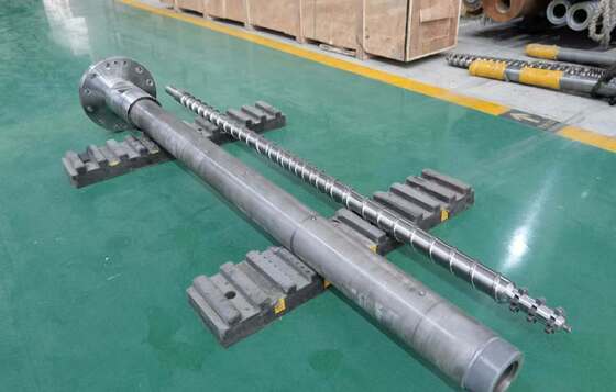 Extrusor de tornillo único de barril de tornillo con diámetro de tornillo de 20 mm-200 mm HV900-1100 Dureza del barril y tratamiento superficial nitrado